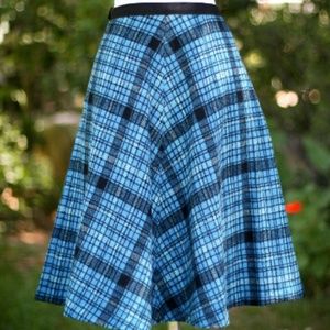 VINTAGE Wool Blend Winter Skirt in Blue & Black